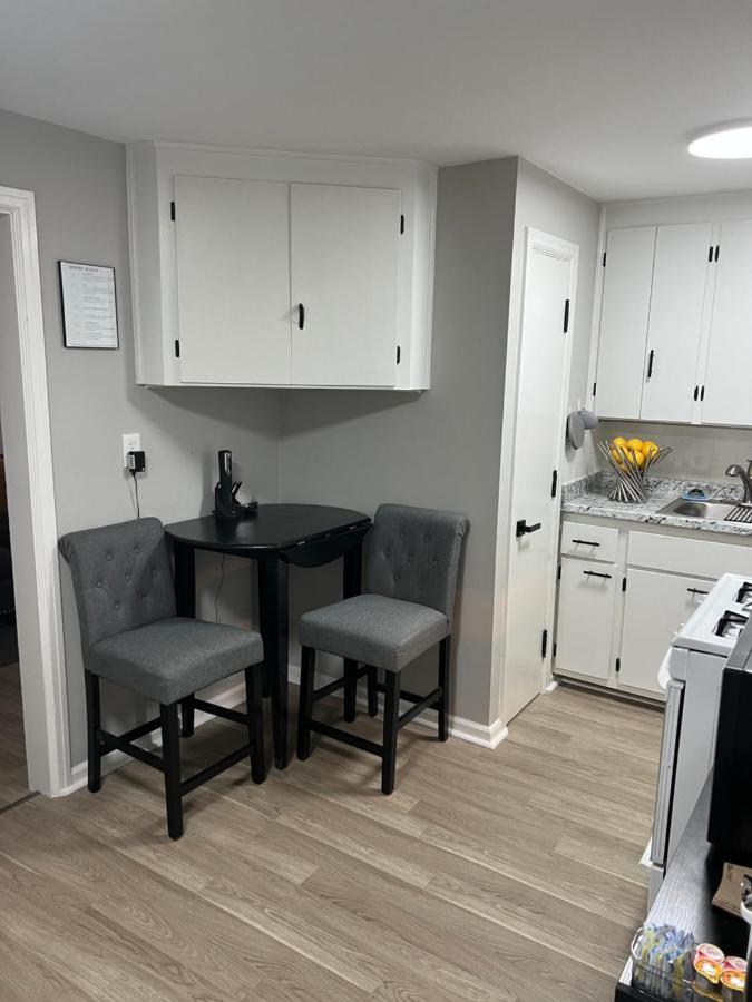 Cozy Studio Centrally Located Apartment Westerville Ngoại thất bức ảnh